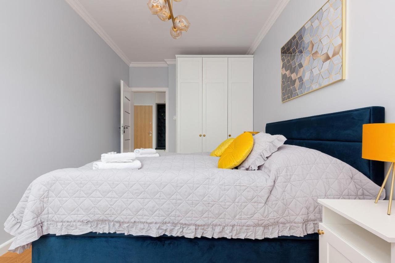 Apartament Dom przy Okrzei by Renters Prestige Warszawa Eksteriør bilde