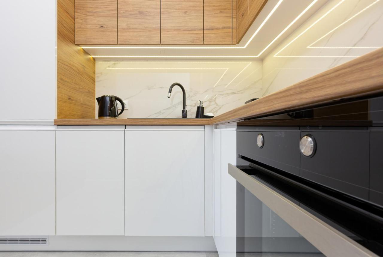 Apartament Dom przy Okrzei by Renters Prestige Warszawa Eksteriør bilde