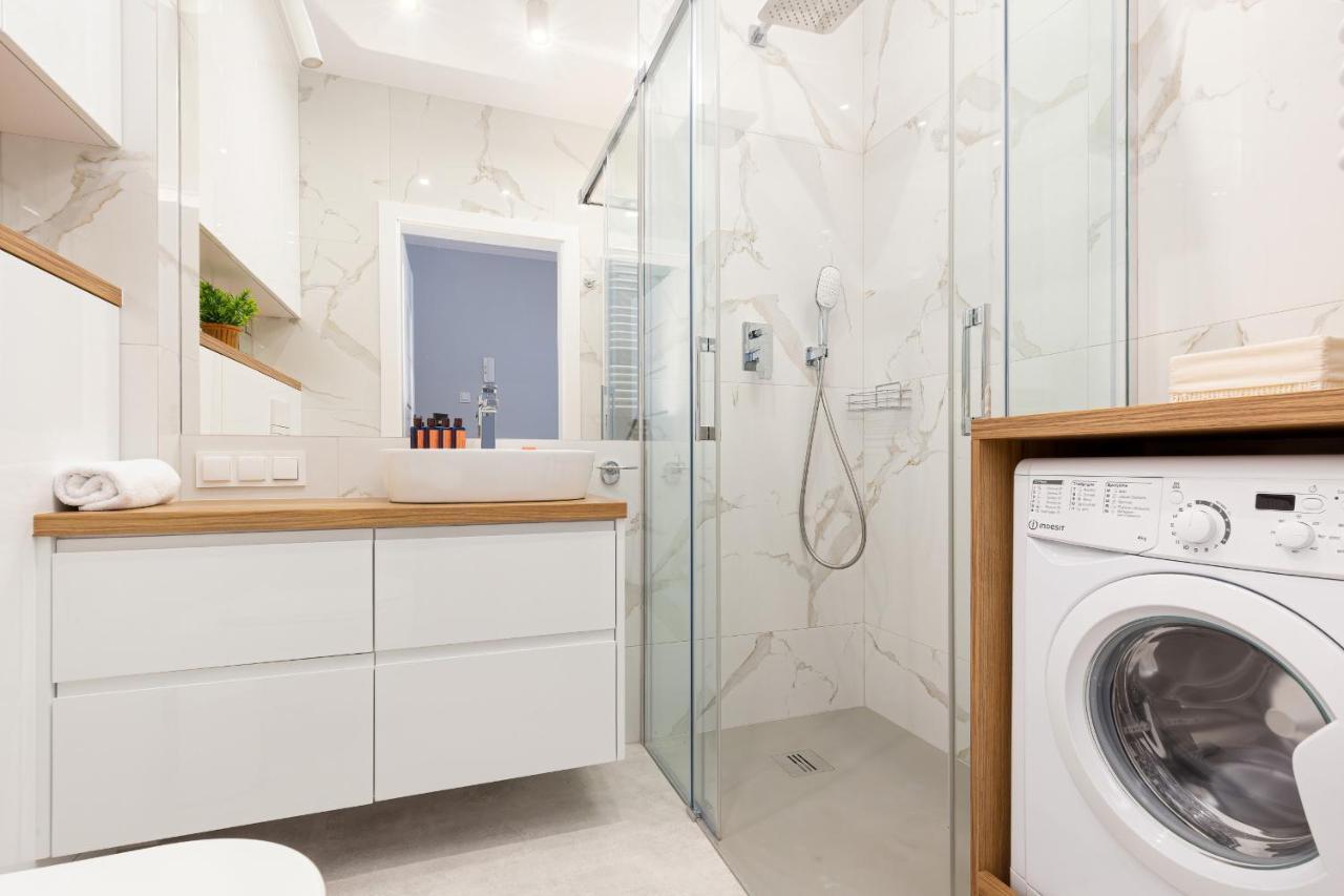 Apartament Dom przy Okrzei by Renters Prestige Warszawa Eksteriør bilde